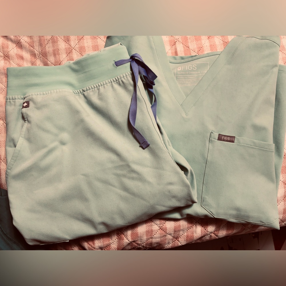Figs Pistachio Green Scrub Set, very pretty color.  Pants and shirt.